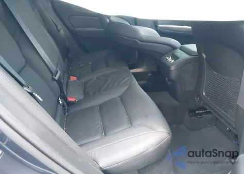 2025 Volvo Xc60 Plus from USA, damaged, VIN YV4M12RC1S1141452